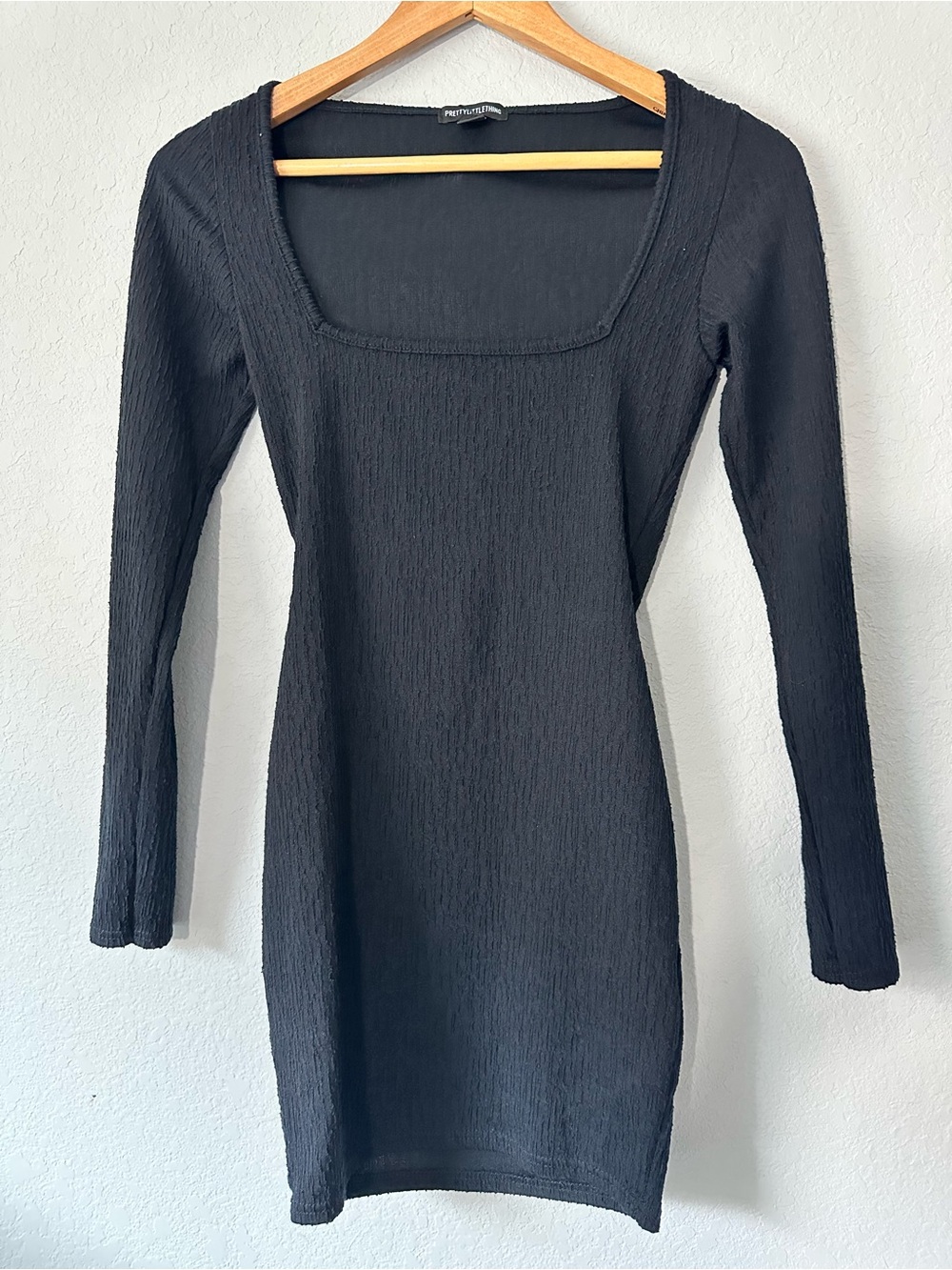 Prettylittlething Women's Black and Grey Dress